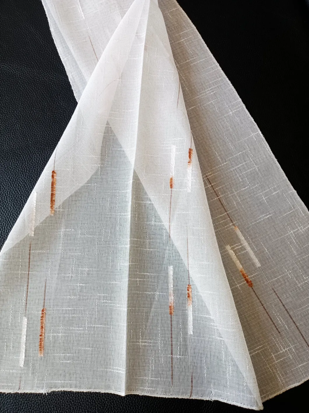 Made in China Low Price with Good Quality 100% Polyester Flag Yarn Made Linen Looks Curtain Fabric